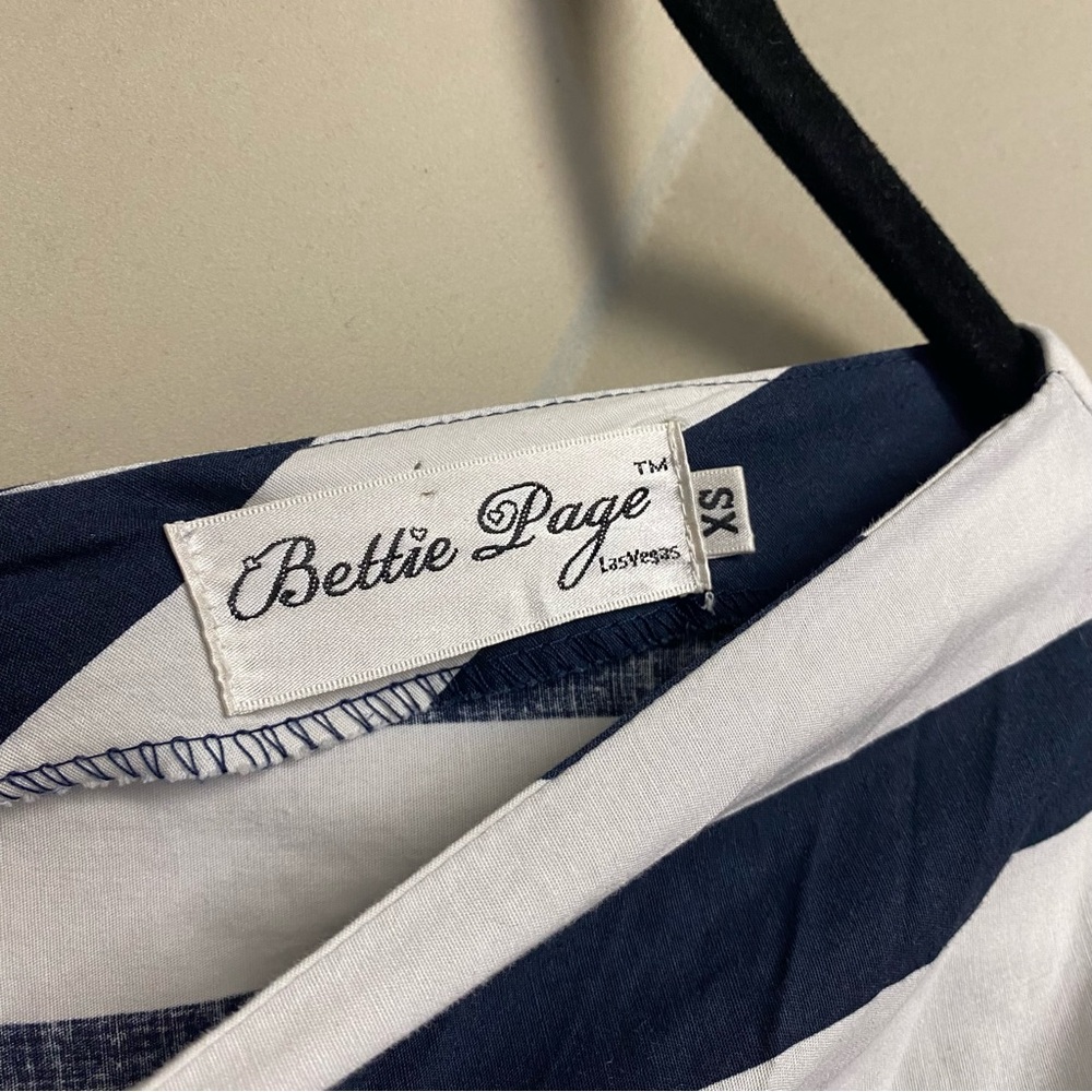 Vintage Bettie Page Women’s Dress XS Pinup Nautical Sailor Retro Feminine - Picture 6 of 14